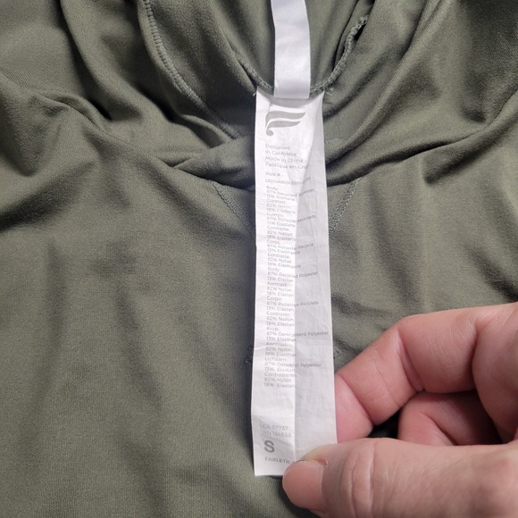 Fabletics Long Sleeve Hoodie Women's Size Small Army Green Gym Running Yoga - Picture 3 of 10